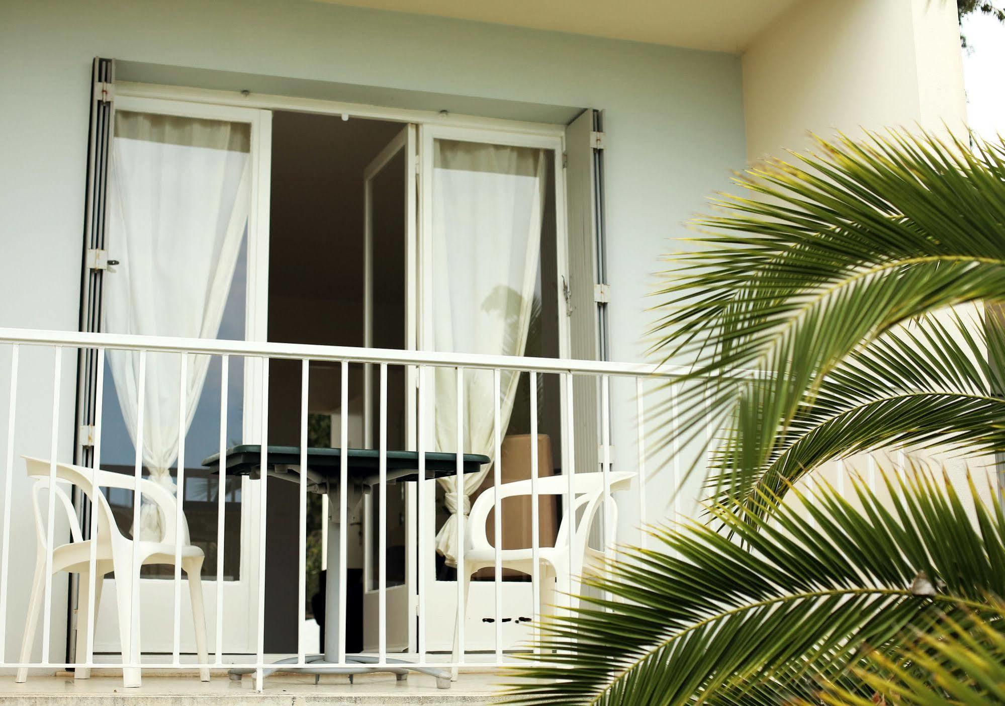 La Tournerie Hotel Menton Bagian luar foto